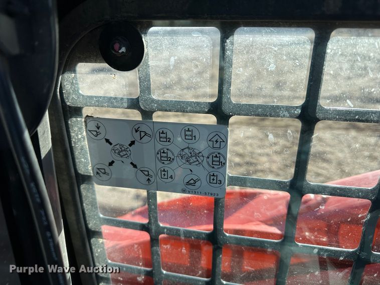 image for item DR6027 Kubota SVL95-2S  tracked skid steer loader