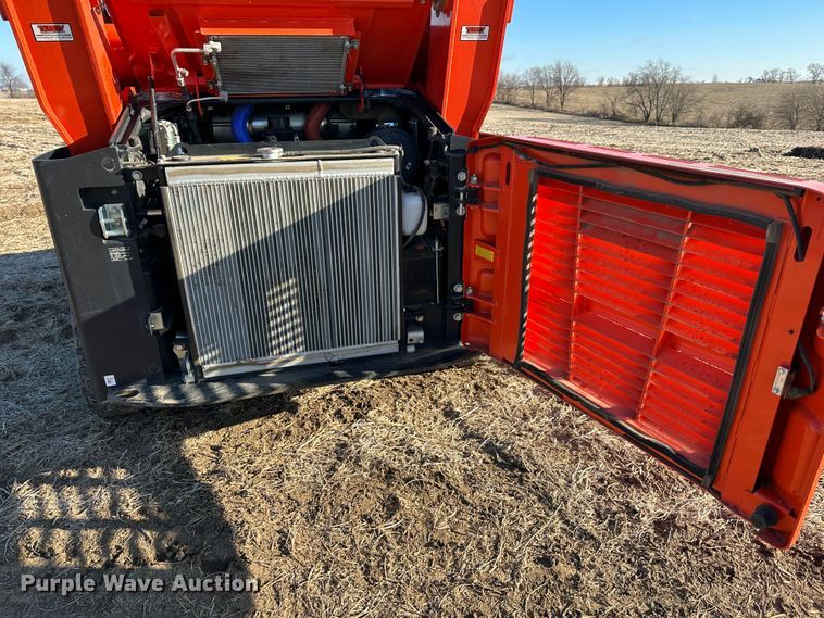 image for item DR6027 Kubota SVL95-2S  tracked skid steer loader