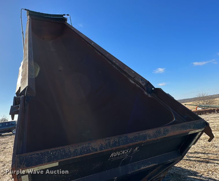 image for item DR6029 2007 Clement  end dump trailer