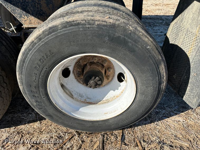 image for item DR6029 2007 Clement  end dump trailer