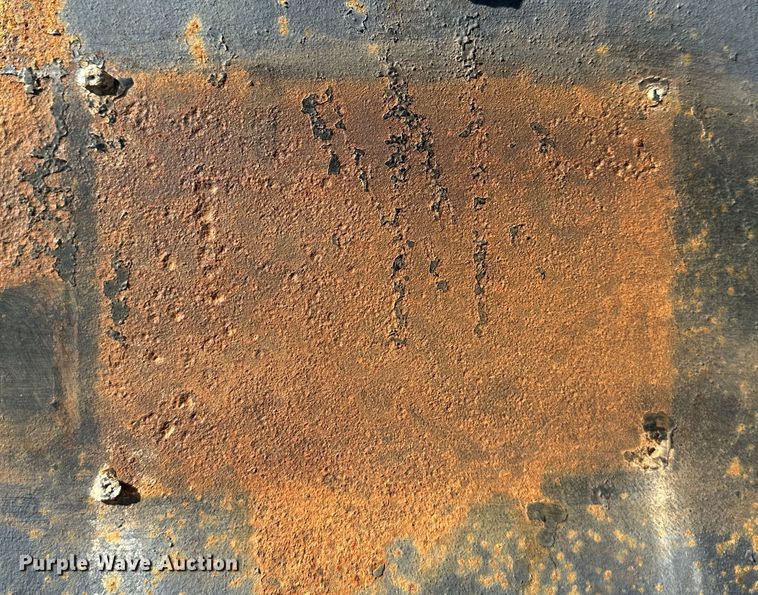 image for item DR6029 2007 Clement  end dump trailer