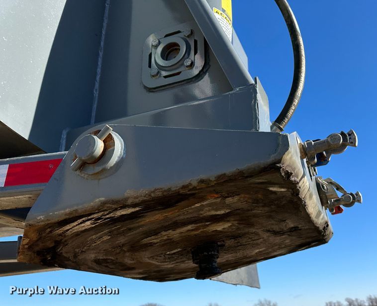 image for item DR6030 2018 Load King RH3532  end dump trailer