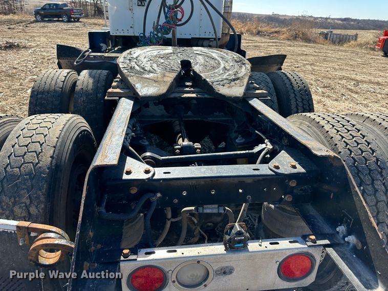 image for item DR6031 Kenworth  semi truck