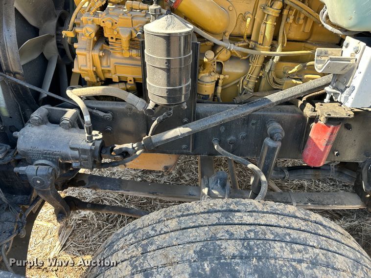 image for item DR6031 Kenworth  semi truck