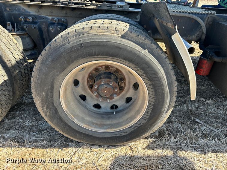 image for item DR6031 Kenworth  semi truck