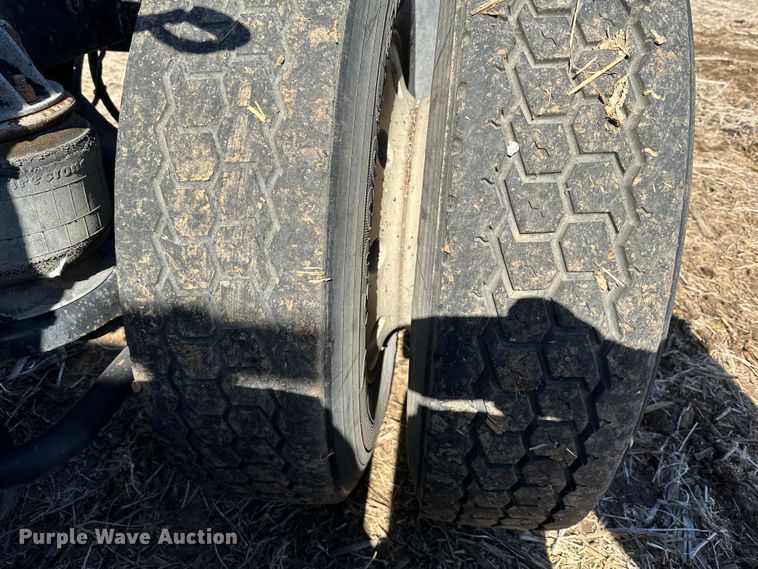 image for item DR6031 Kenworth  semi truck