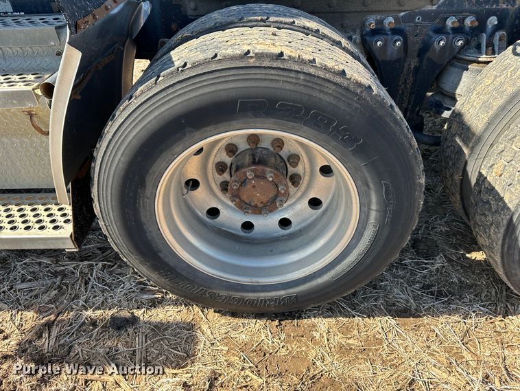 image for item DR6031 Kenworth  semi truck