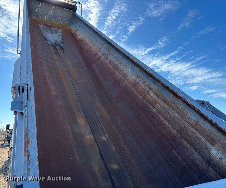 image for item DR6032 2017 Load King RH3226  end dump trailer