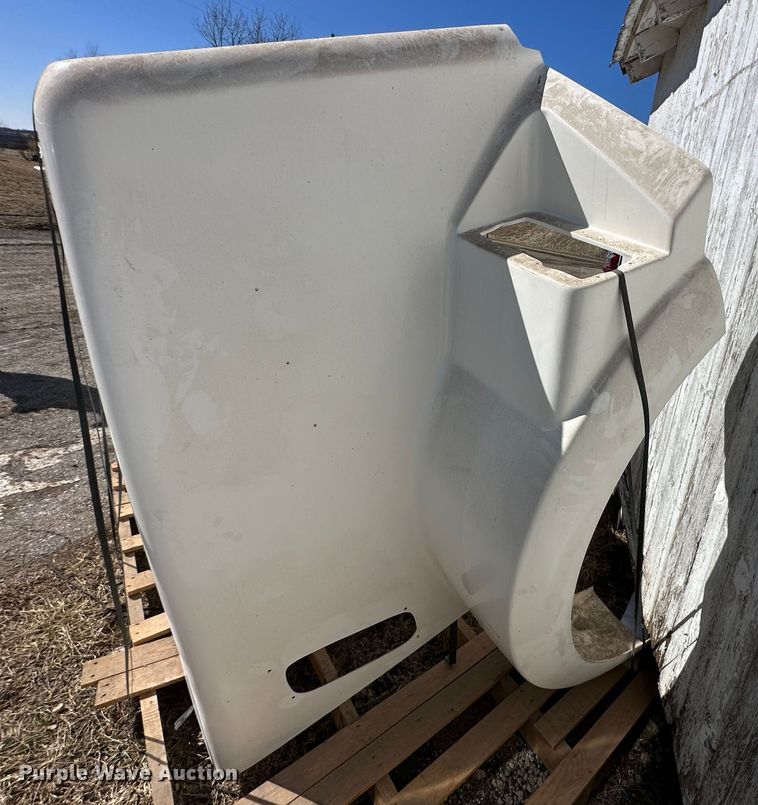 image for item DR6034 Kenworth  Hood