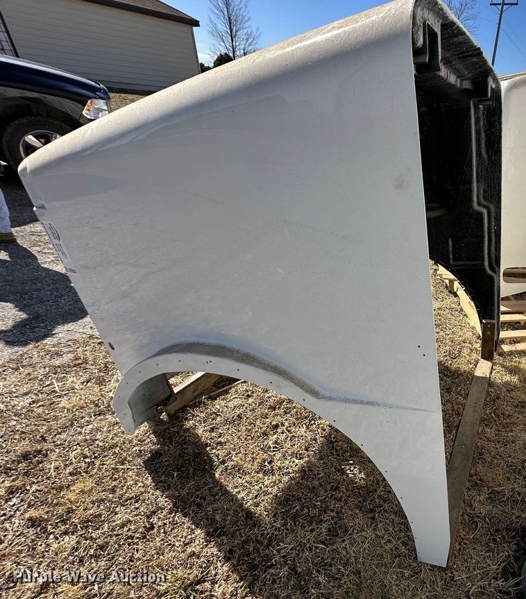image for item DR6035 Peterbilt  Hood