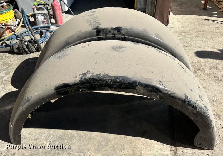 image for item DR6035 Peterbilt  Hood