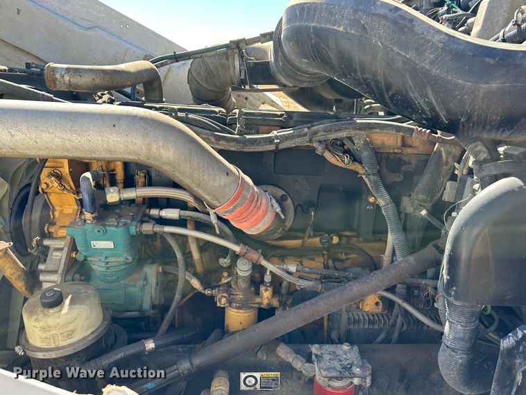 image for item DR6037 2007 Peterbilt 357  dump truck