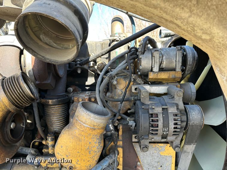 image for item DR6037 2007 Peterbilt 357  dump truck