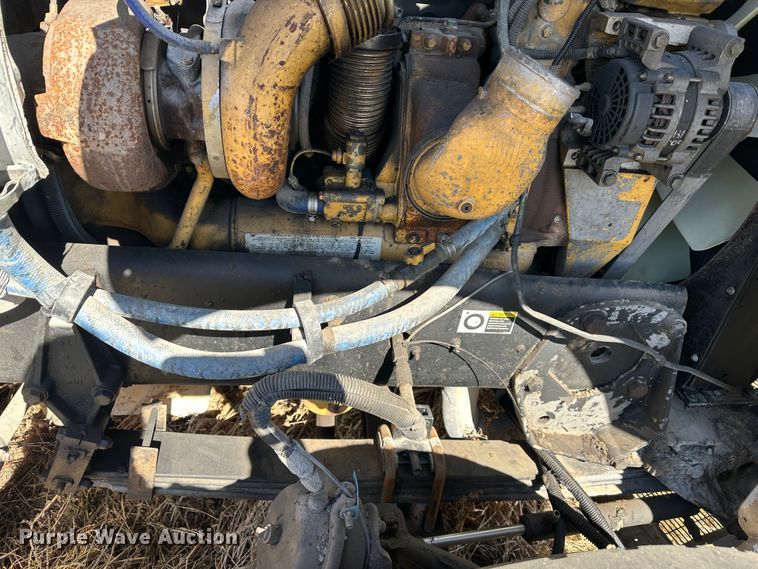 image for item DR6037 2007 Peterbilt 357  dump truck