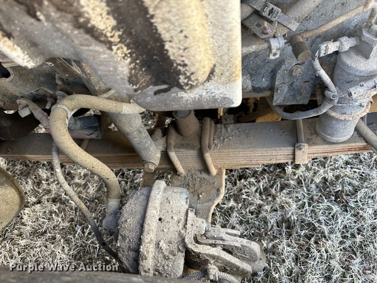 image for item DR6040 2007 Freightliner Business Class M2  dump truck