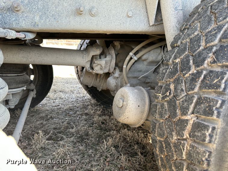 image for item DR6040 2007 Freightliner Business Class M2  dump truck