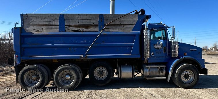 image for item DR6043 Kenworth  dump truck