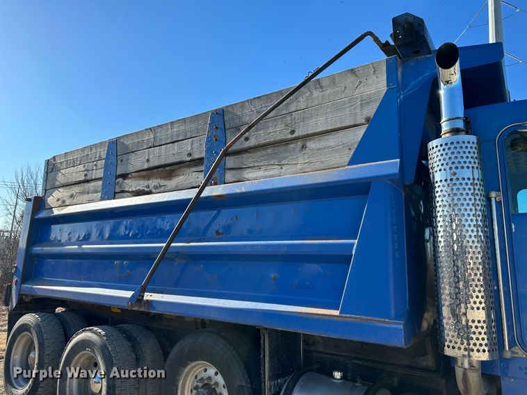 image for item DR6043 Kenworth  dump truck