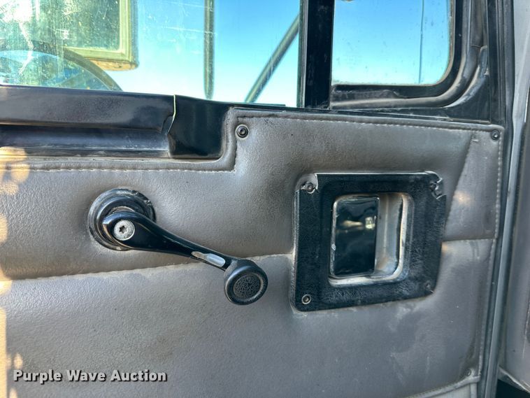 image for item DR6043 Kenworth  dump truck