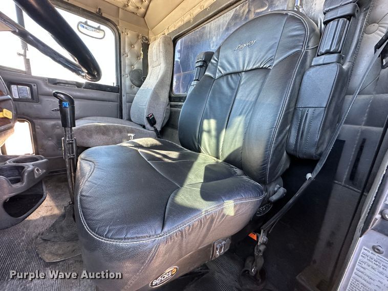 image for item DR6043 Kenworth  dump truck