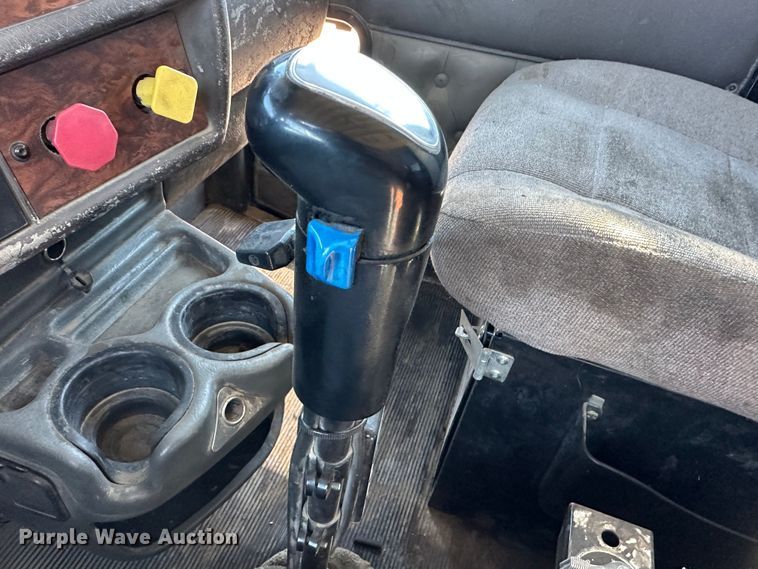 image for item DR6043 Kenworth  dump truck