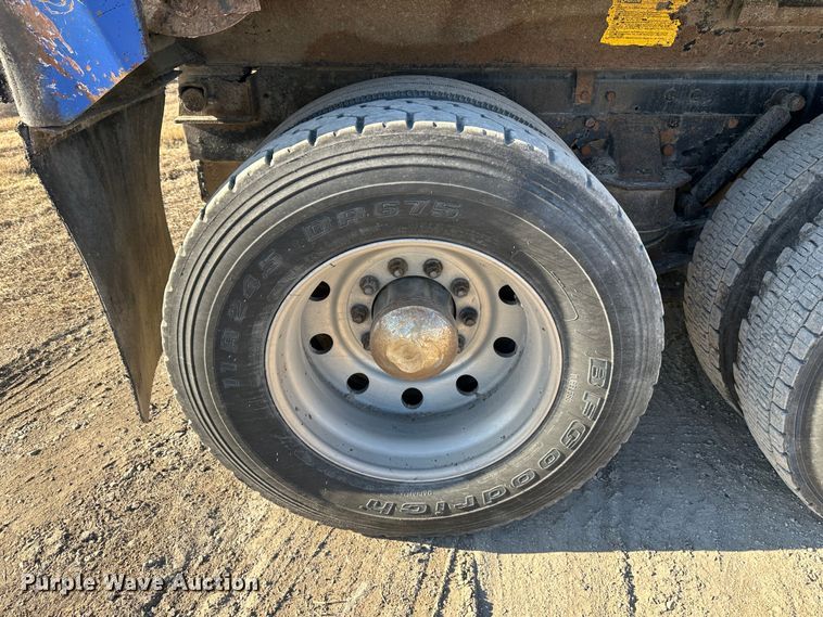 image for item DR6043 Kenworth  dump truck