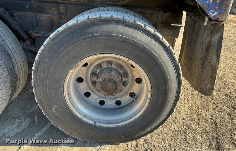 image for item DR6043 Kenworth  dump truck