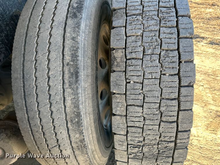 image for item DR6043 Kenworth  dump truck