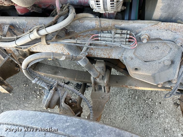 image for item DR6044 2003 Peterbilt 379  semi truck