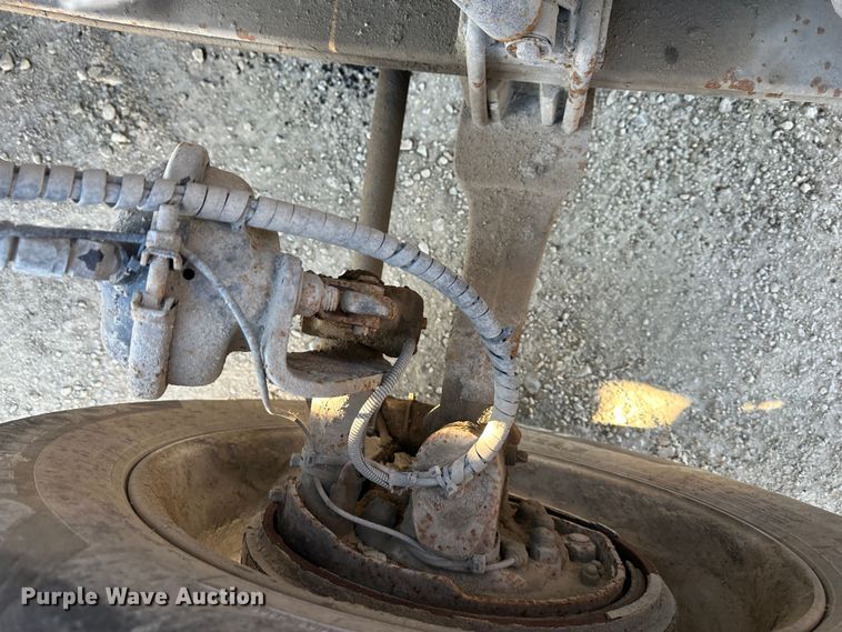 image for item DR6044 2003 Peterbilt 379  semi truck