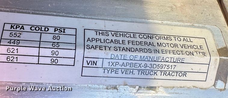 image for item DR6045 2003 Peterbilt 357  dump truck