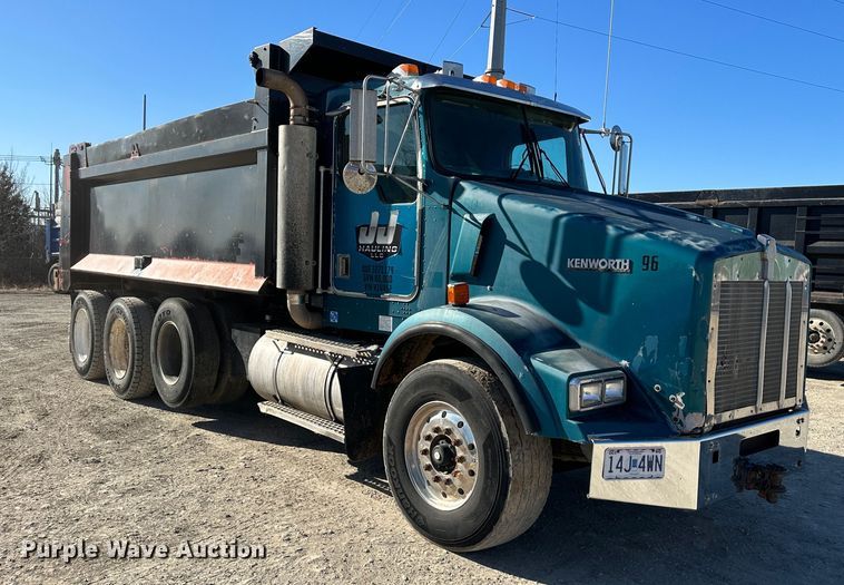 image for item DR6046 1997 Kenworth T800  dump truck