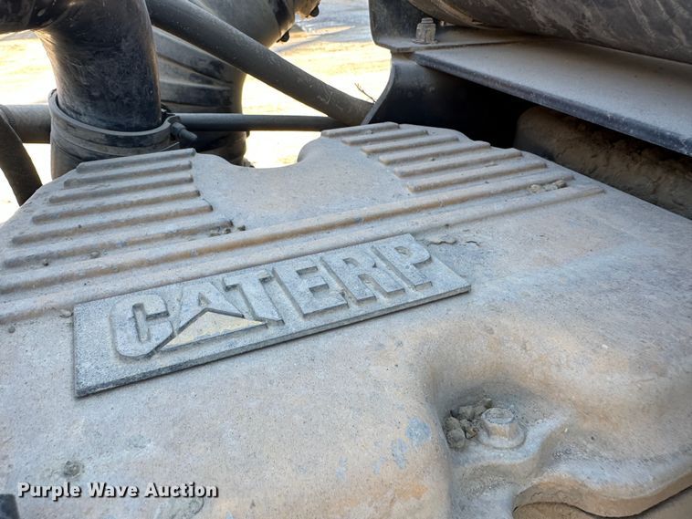 image for item DR6046 1997 Kenworth T800  dump truck