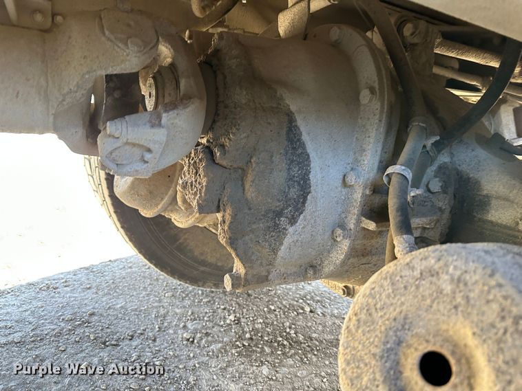 image for item DR6046 1997 Kenworth T800  dump truck