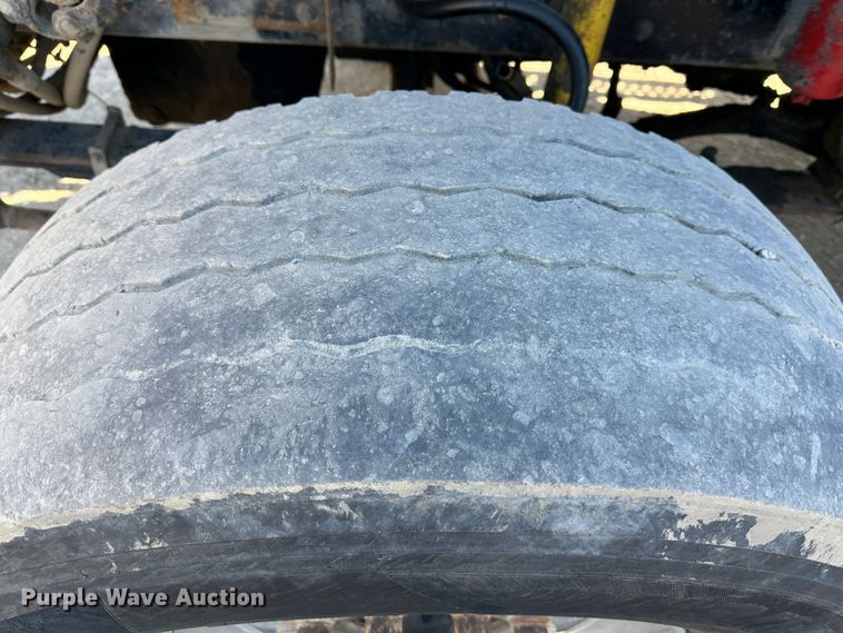 image for item DR6046 1997 Kenworth T800  dump truck