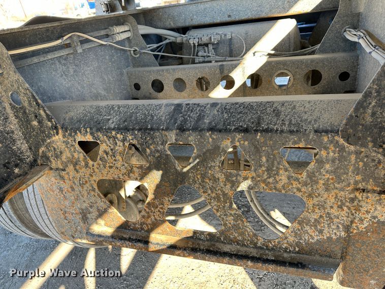 image for item DR6048 2010 Trail King  side dump trailer