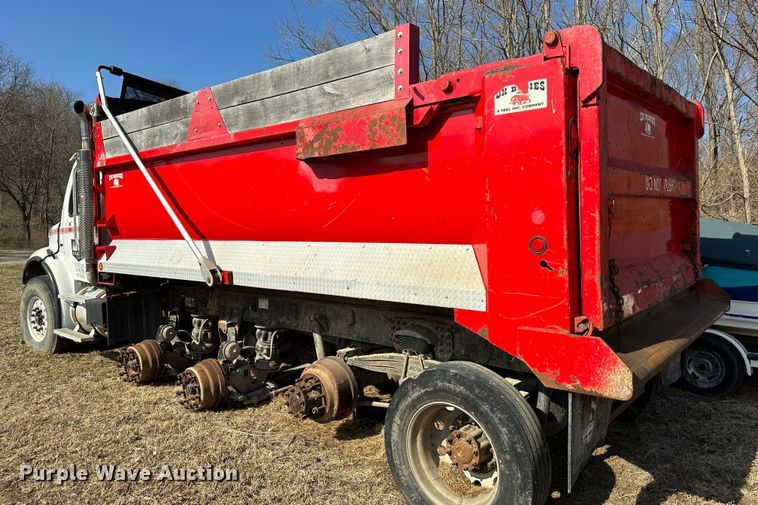 image for item DR6061 2007 Freightliner Business Class M2  dump truck