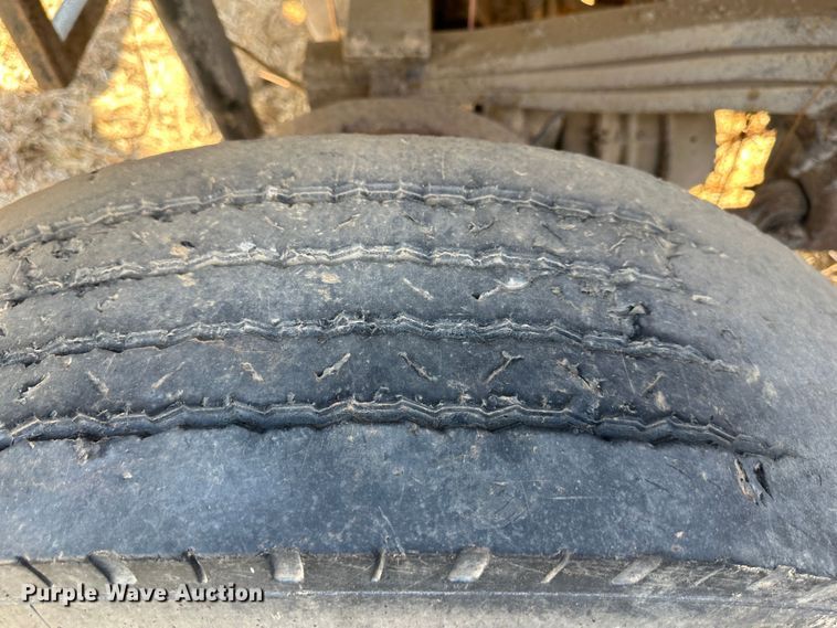 image for item DR6061 2007 Freightliner Business Class M2  dump truck