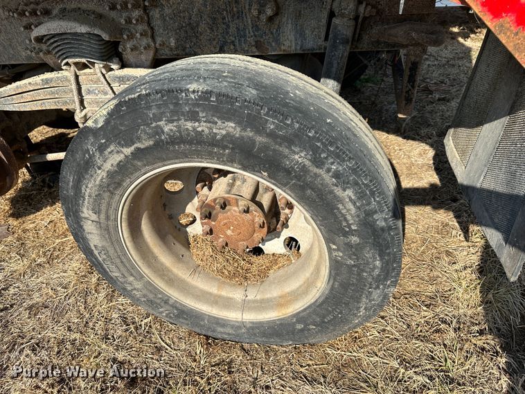 image for item DR6061 2007 Freightliner Business Class M2  dump truck