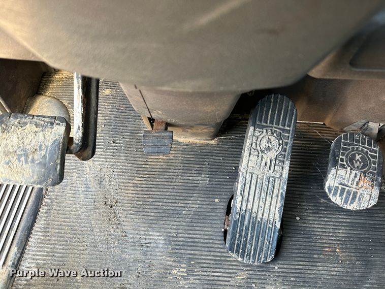 image for item DR6062 2012 Kenworth W900  truck cab and chassis