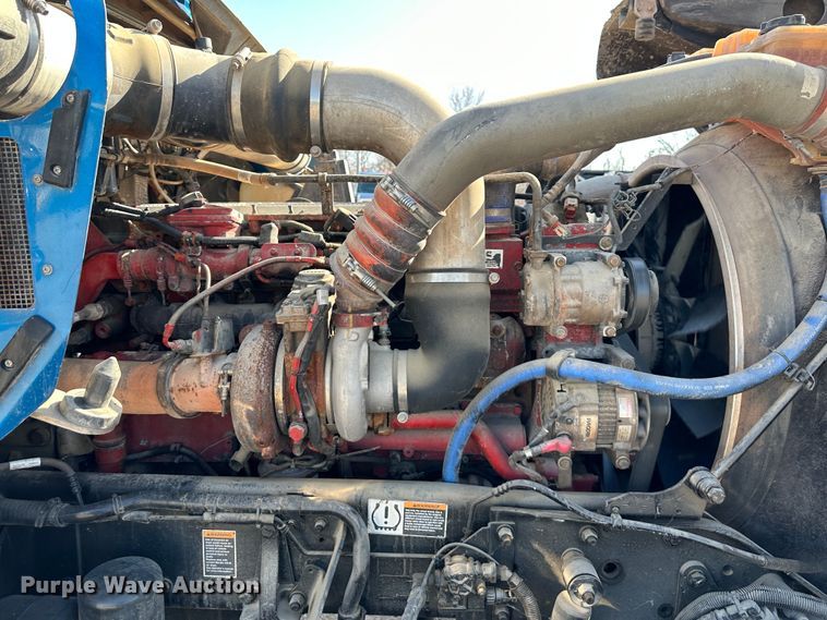 image for item DR6062 2012 Kenworth W900  truck cab and chassis