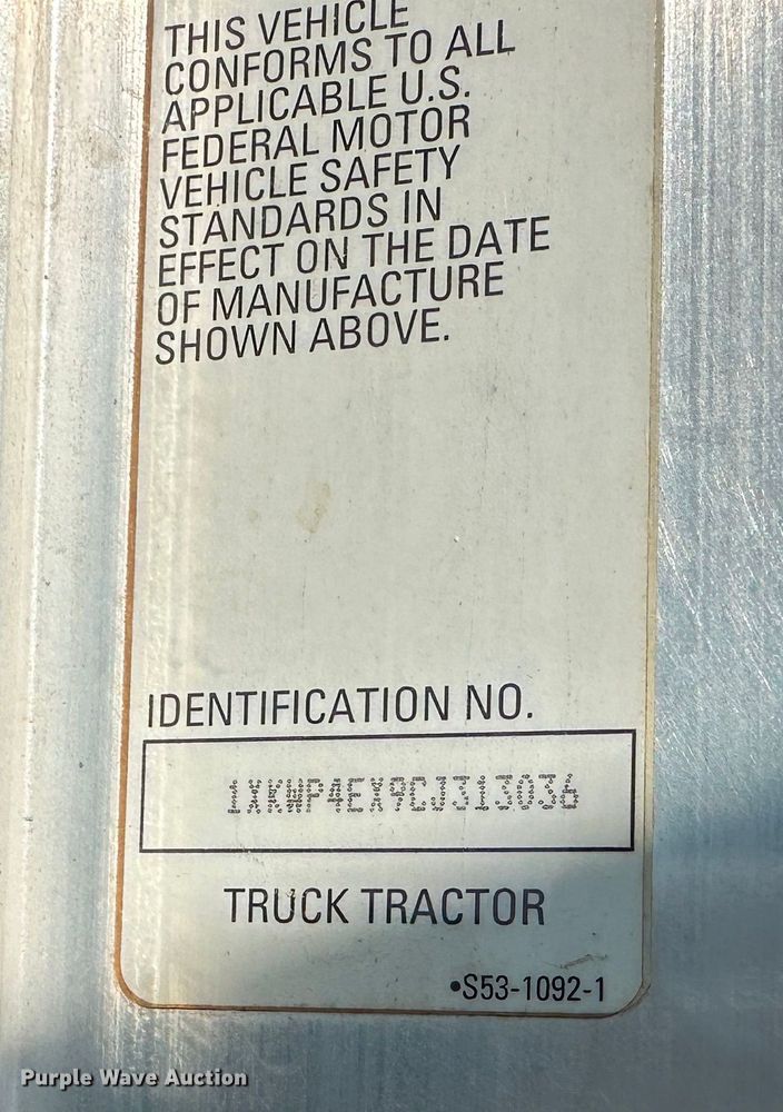 image for item DR6062 2012 Kenworth W900  truck cab and chassis