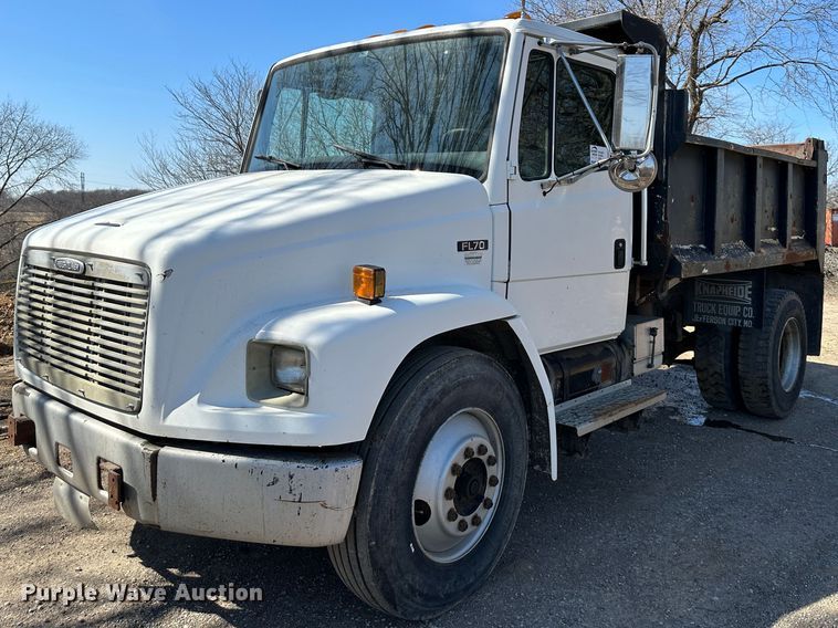 image for item DR6078 1998 Freightliner FL70  dump truck