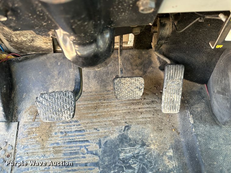 image for item DR6078 1998 Freightliner FL70  dump truck