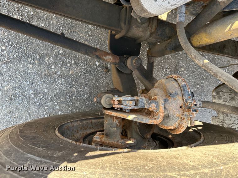 image for item DR6078 1998 Freightliner FL70  dump truck