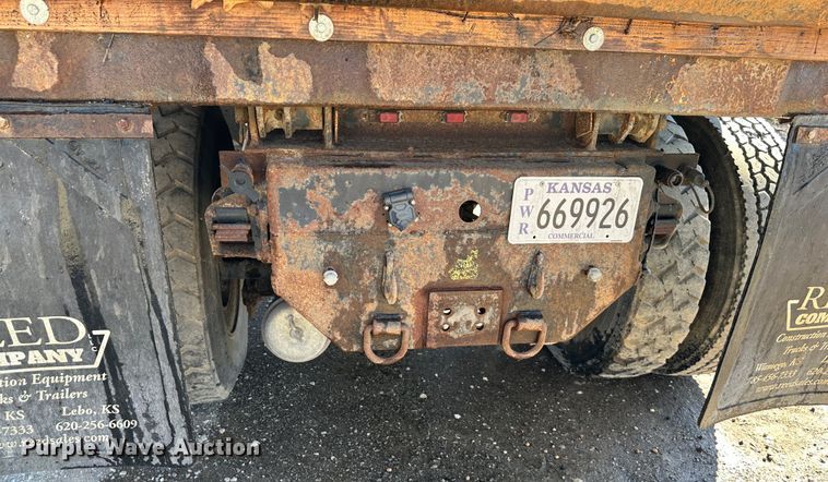 image for item DR6078 1998 Freightliner FL70  dump truck