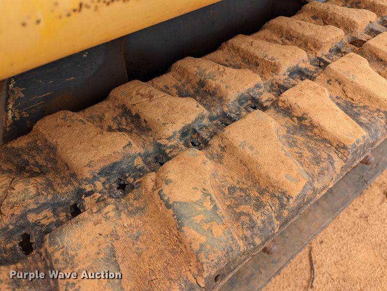 image for item DR6834 2001 New Holland EC35  mini excavator