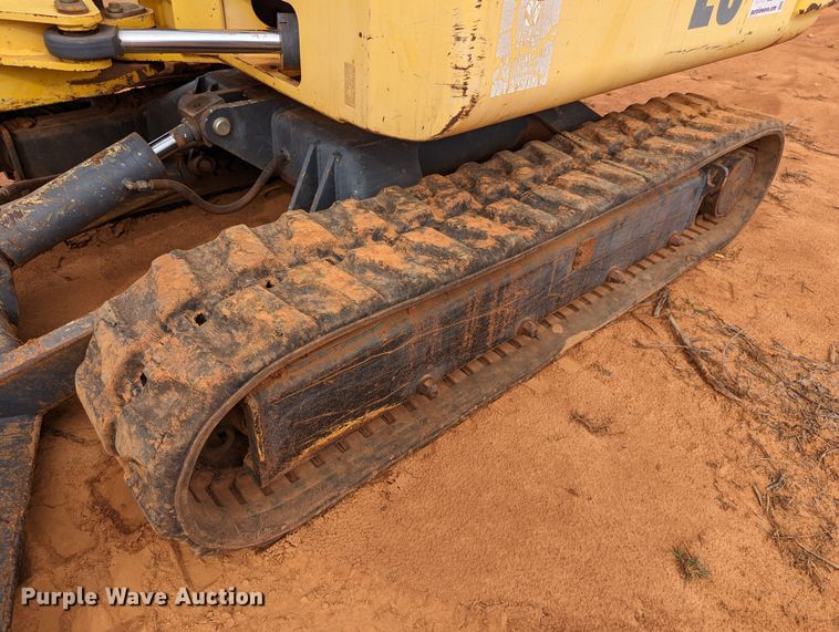 image for item DR6834 2001 New Holland EC35  mini excavator