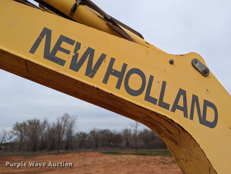 image for item DR6834 2001 New Holland EC35  mini excavator