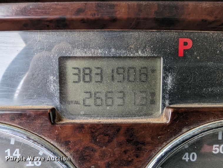 image for item DR6843 2004 Mack Granite CV713  vacuum truck